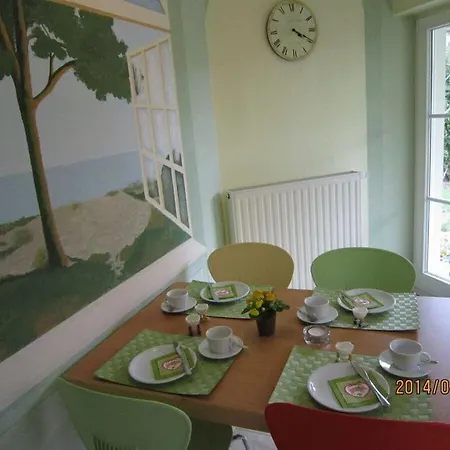 Holiday home Kuestenvilla Ruegen Comfortable Holiday Thiessow