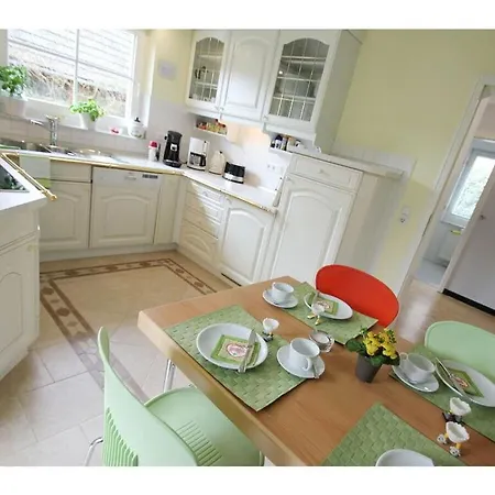 Holiday home Kuestenvilla Ruegen Comfortable Holiday Thiessow