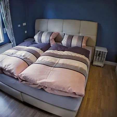 Holiday home Kuestenvilla Ruegen Comfortable Holiday Thiessow